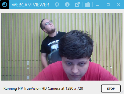 Kontrola kamery notebooku v záverečnom funkčnom teste.